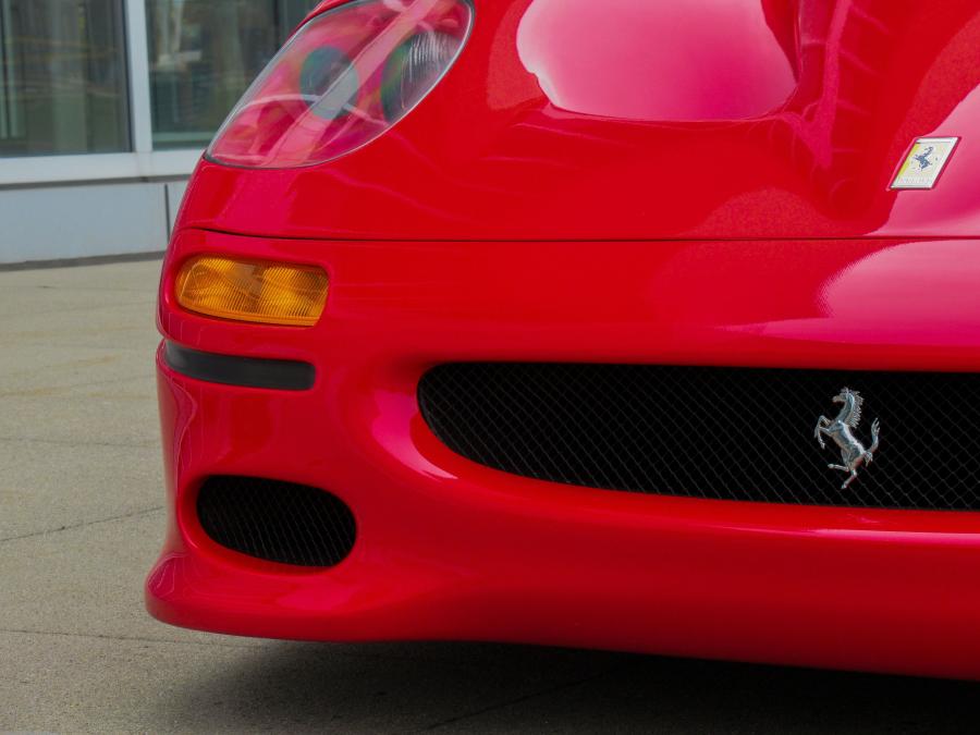 Детали экстерьера Ferrari F50 1995 года  (фото 13 из 60)